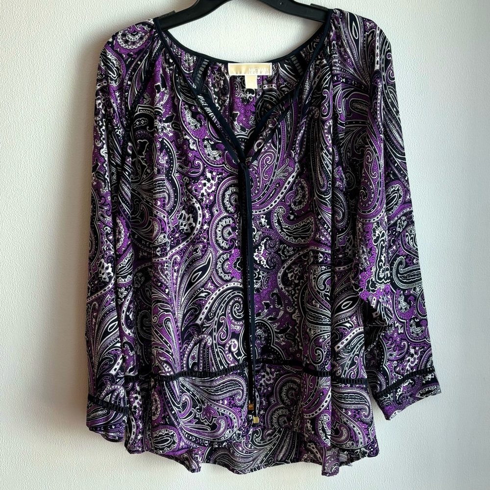 Michael Kors Size Large Paisley Blouse With Open Tassel Neck